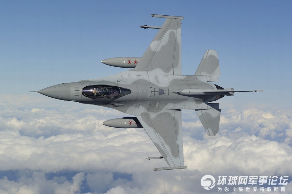 f16高清壁纸相关图片