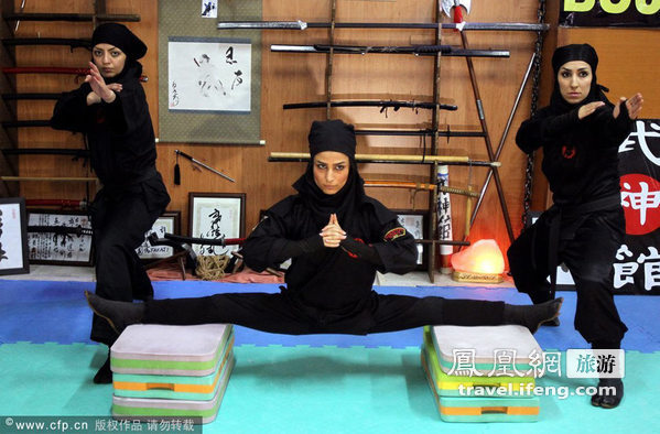 揭秘伊朗女忍者的神秘训练生活(组图)
