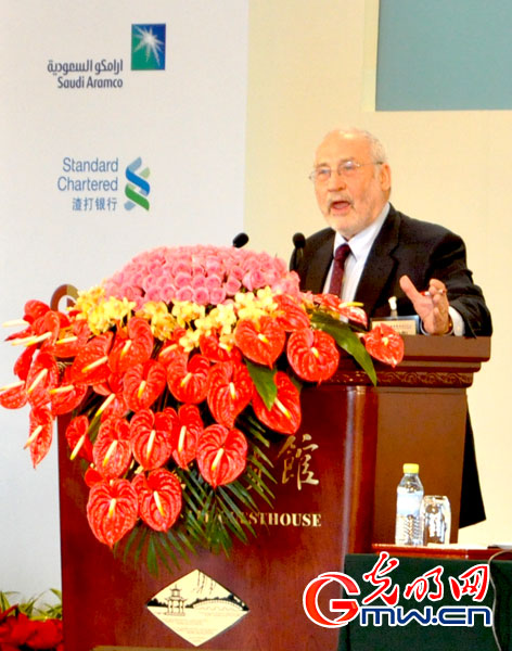 约瑟夫·斯蒂格利茨谈中国经济发展框架要点(