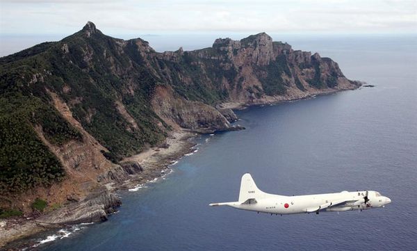 日媒称日本巡逻机在钓鱼岛附近领空搞“训练”。