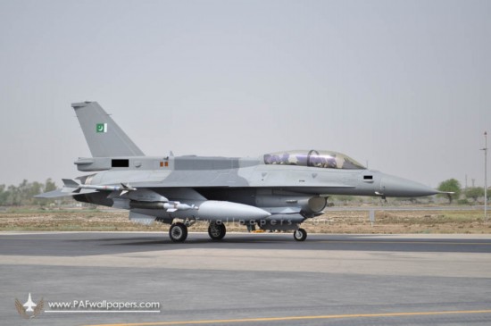 巴基斯坦空军最新型号F-16装备4代战机最强配