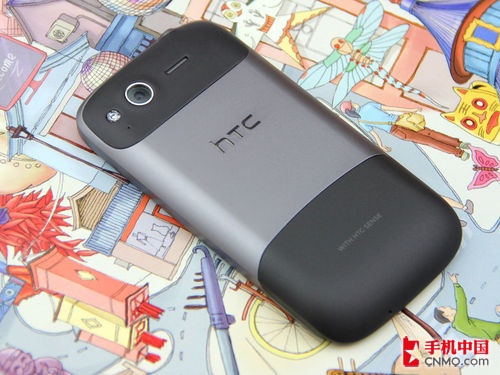 HTC Desire S背面图片