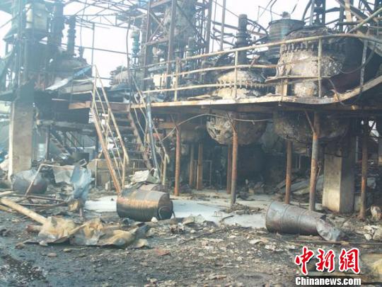 江苏连云港一化工厂发生爆炸 致2人受伤2人失