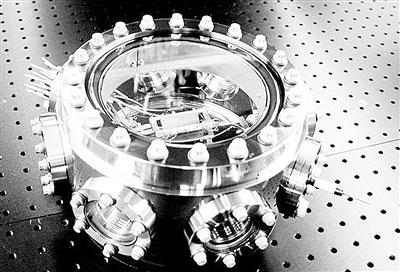 原子钟的误差约为数亿年1秒,如英国国家物理实验室的npl-csf2铯原子钟