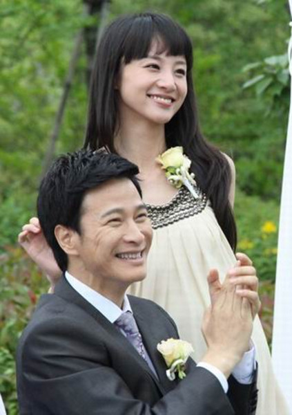 代性格女生章龄之更是备受瞩目,俨然成为了又一个一"剧"成名的典范