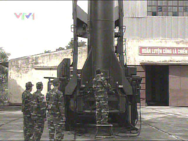 越南陆军飞毛腿B弹道导弹训练密照曝光(组图)