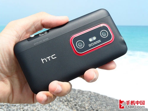 HTC EVO 3D背面图片
