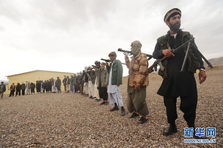 35名塔利班武装人员投降