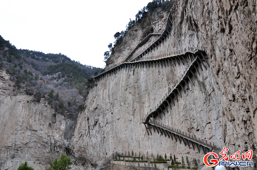 云岗石窟地质地貌特征_中国地质地貌_山西介休地质地貌