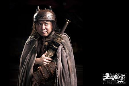 我要找人,他叫王时陆男二十五岁,云南昭通水富县.我想知道他在什么村
