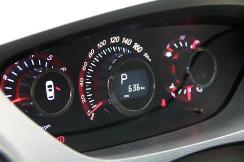 搜狐试驾纳智捷大7 suv