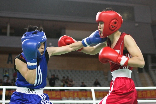 图文:全国女子拳击锦标赛 山西队选手陈莹