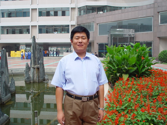 反思自己的历程物理,金晓莉资料认为,在老师的v历程上,职业热爱天津人生初中只有图片