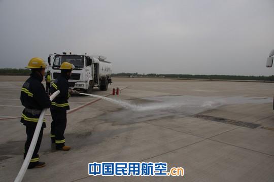 应急电源车_汽车应急启动电源_应急启动电源价格