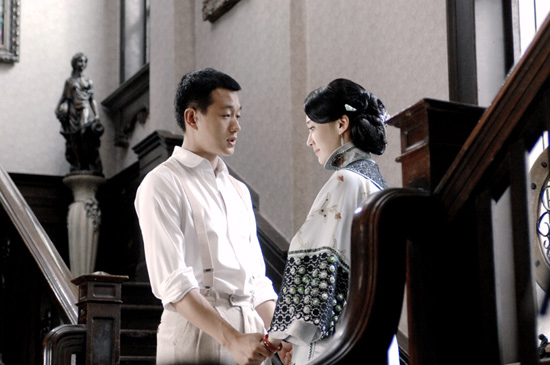 电影新闻   由导演王小列执导,许晴,佟大为联合主演的电影《与妻书》