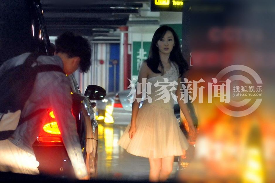近日,记者在京遇到《黄金大劫案》女主角程媛媛出席电影活动.