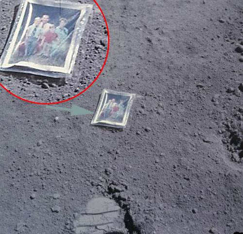 阿波罗16号宇航员留在月球表面的全家福照
