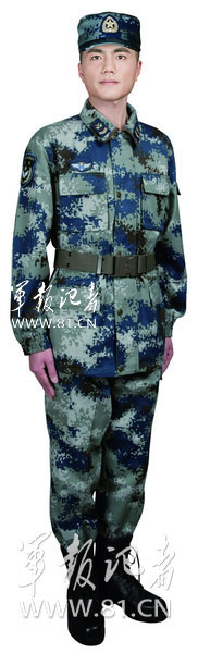 组图:空军二炮部队换发新式作训服冬作训服(1)_生活频道_光明网
