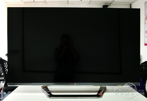 无边硬屏 LG高端智能电视LM7600开箱体验