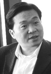 北京秀水街原总经理涉嫌受贿案重审 仍坚称无罪(图)