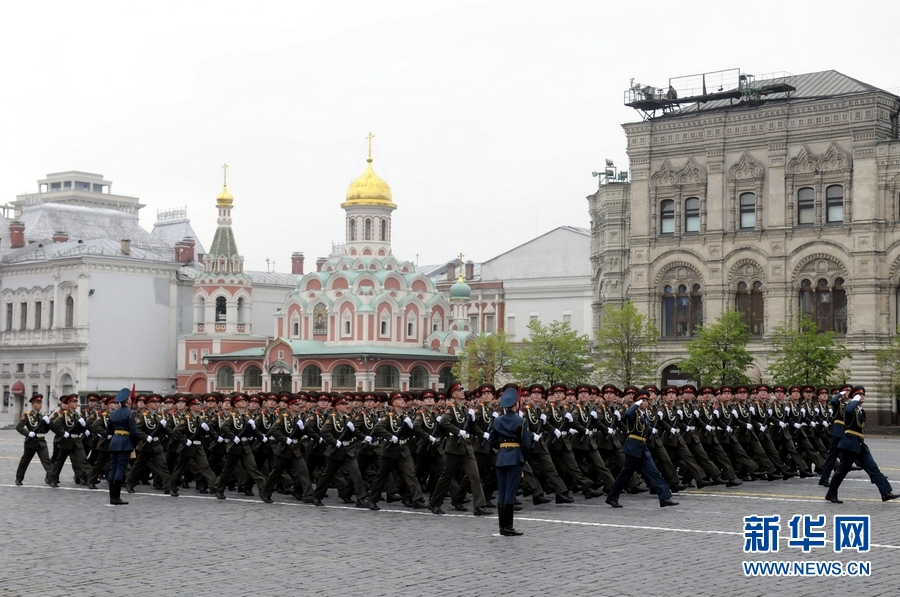 俄罗斯举行红场阅兵庆祝卫国战争胜利日(组图)