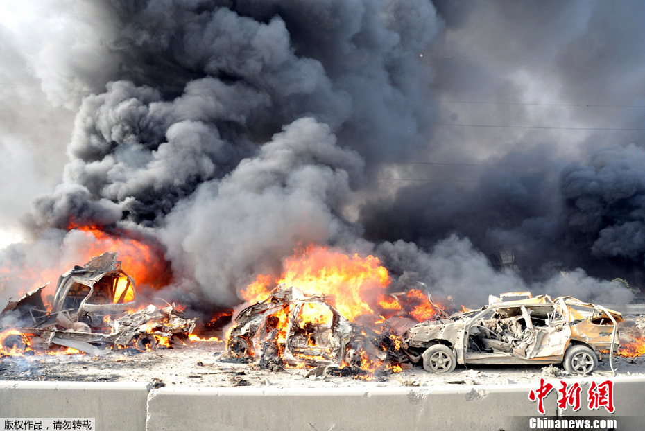 叙利亚卫生部长瓦埃勒哈勒吉表示,爆炸目前已造成至少40人死亡,超过