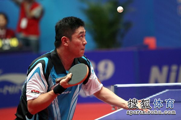 体育:乒乓球亚欧对抗赛第二日高宁v体育指定-搜狐图文香港赛马会唯一发球网图片