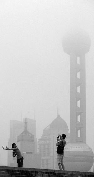上海环保局回应美领馆监测 PM2.5:数值接近标