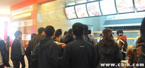 中式快餐店加盟排行_快餐加盟品牌排行榜前十名,滋啦米香打造湘菜快餐第一品牌!