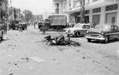 1965年,cia特工芭芭拉·罗宾斯在越南西贡(胡志明市)遭遇炸弹袭击身亡