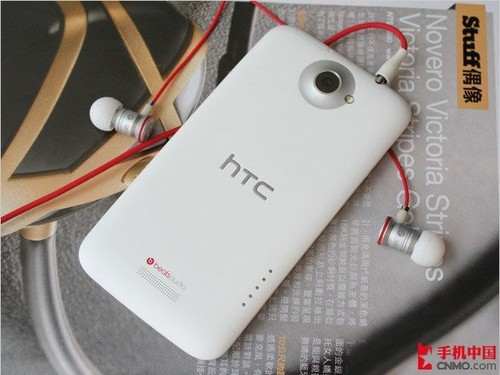 HTC ONE X手机背面图片