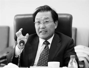 杨明生正式接任中国人寿董事长(图)
