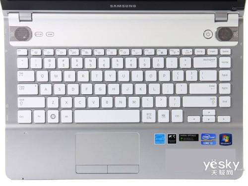 三星Q470-JS01