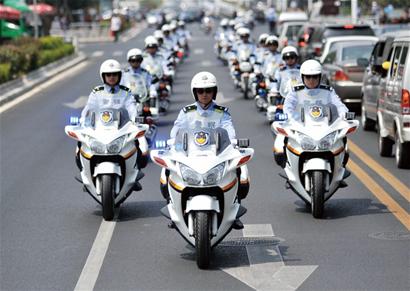 青岛交警配300辆新摩托 最高时速达160公里(图)