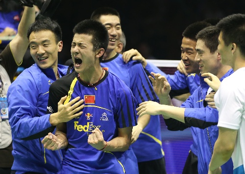 图文:汤姆斯杯中国队夺冠 谌龙霸气怒吼