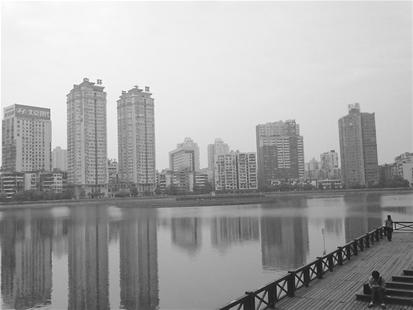 正因为如此,在开发商的眼中,湖景房就是一道引人入胜的美味,广告,海报