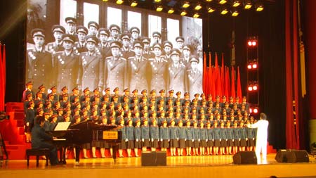 将军后代合唱团:歌唱父辈-搜狐新闻