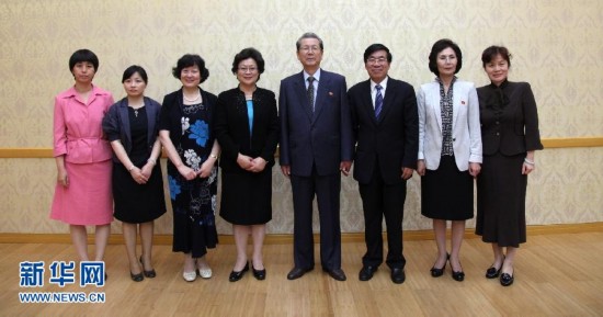 朝鲜领导人会见中国妇女代表团(图)