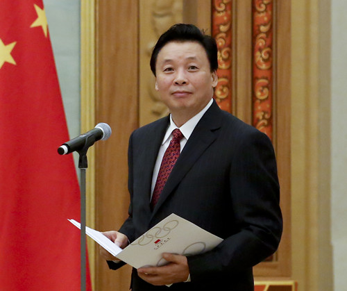 中国奥委会向塔总统颁发最高荣誉勋章(组图)