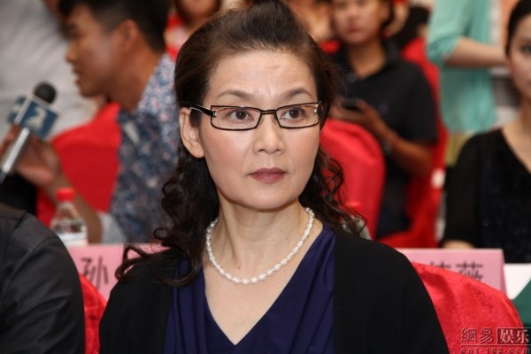 潘虹图片_演员潘虹去世 视频