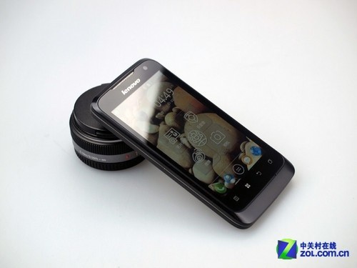 搭载4.0系统 联想乐Phone P700上市开卖