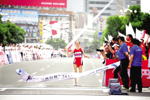 兰州国际马拉松赛昨日举行 西格张景霞夺男女