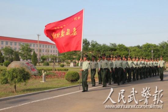 关外雄师砺精兵 武警8620部队建设全面过硬连队速写(组图)