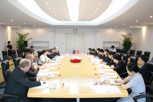 刘宁副部长会见欧盟委员会委员乔奇瓦女士