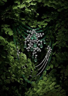 sortilège de cartier 高级珠宝系列项链:铂金,祖母绿,明亮式切割