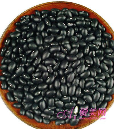 贫血吃什么？九种补血的食物助你远离贫血