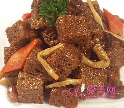 贫血吃什么？九种补血的食物助你远离贫血