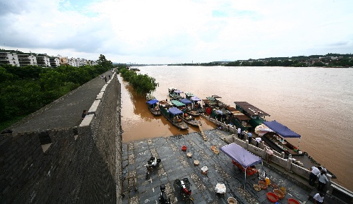 #(社会)(3)江西赣州河湖水位迅猛上涨