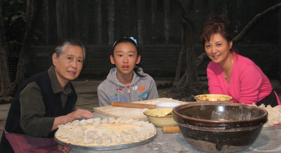 影视专区 影视滚动 正文    搜狐娱乐讯近日,电视剧《家在南三条》再