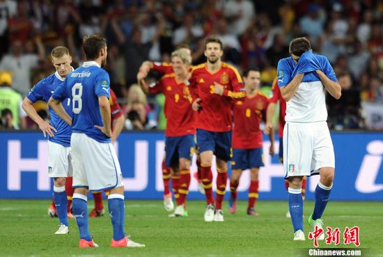 西班牙欧洲杯夺冠:摧毁的不只意大利 还有纪录